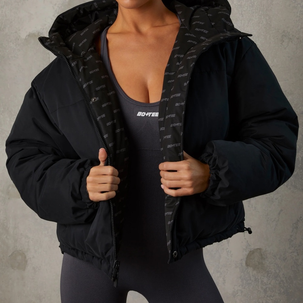 Bo +tee puffer